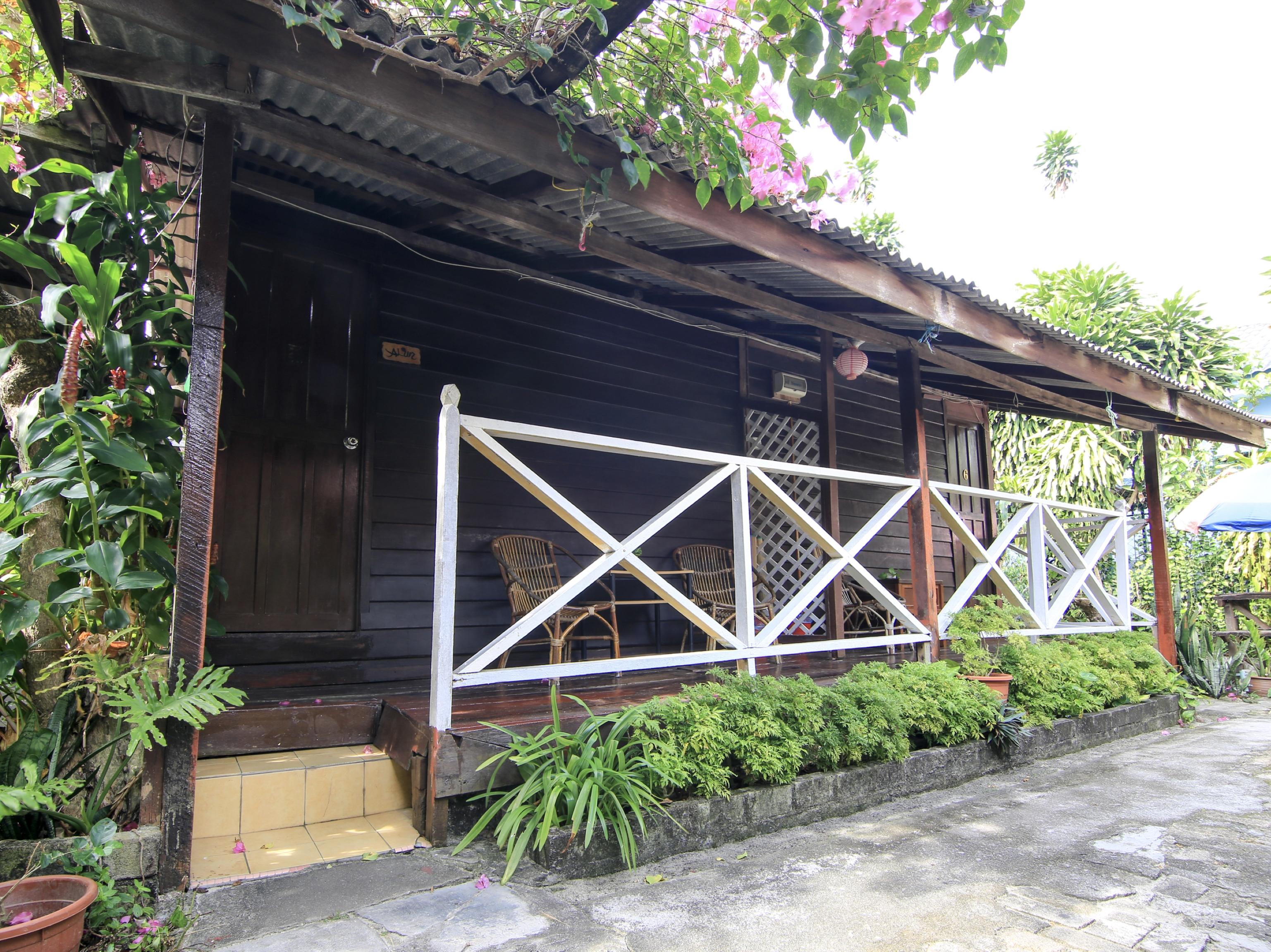Ombak Inn Chalet Kampung Teluk Nipah Ngoại thất bức ảnh