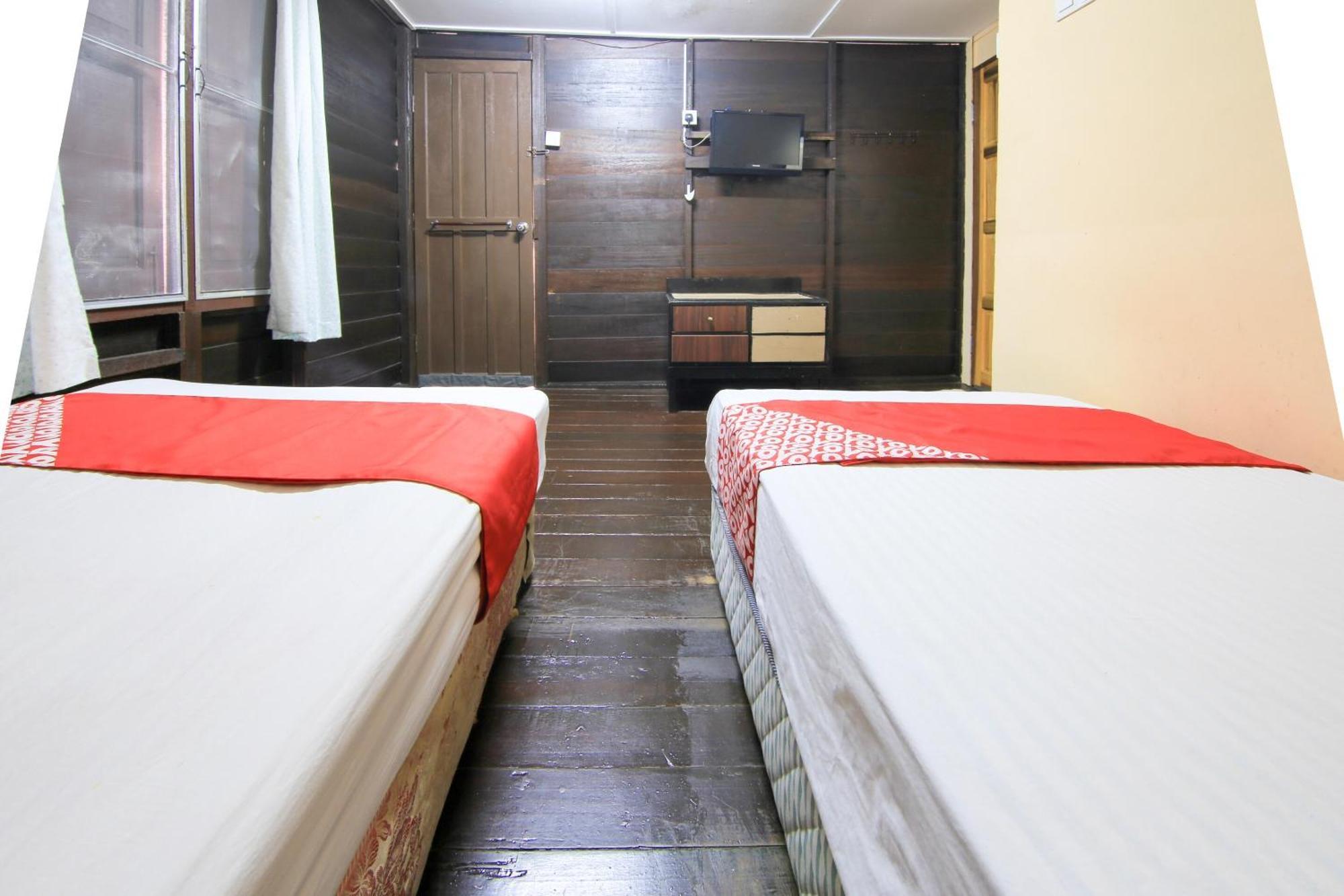 Ombak Inn Chalet Kampung Teluk Nipah Ngoại thất bức ảnh