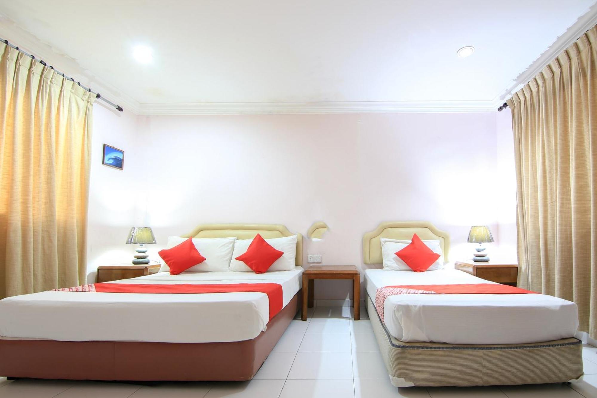 Ombak Inn Chalet Kampung Teluk Nipah Ngoại thất bức ảnh