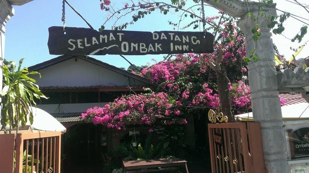 Ombak Inn Chalet Kampung Teluk Nipah Ngoại thất bức ảnh